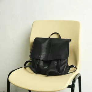 Vegetable tanned cowhide messenger backpack, casual and versatile, retro commuting single shoulder crossbody bag
